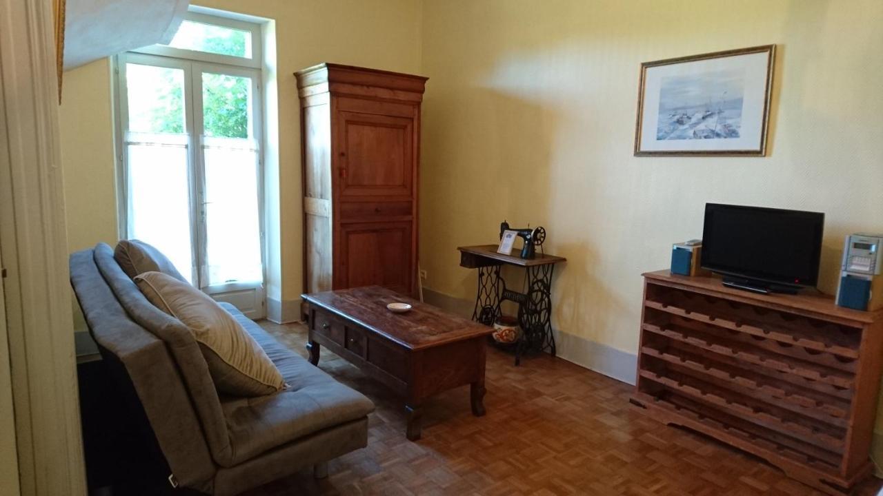 Chemilly-sur-Yonne Chateau Le Barreau - Chambres D'Hotes الغرفة الصورة