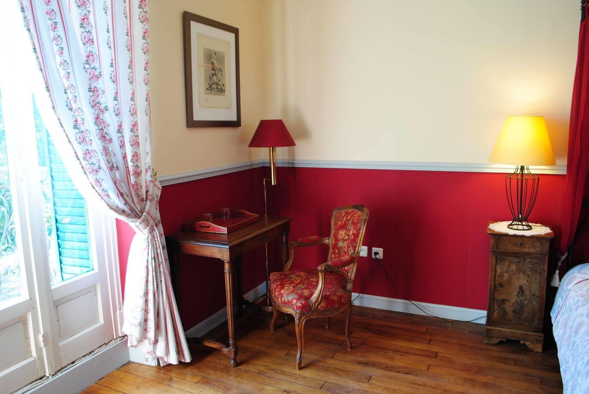 Chemilly-sur-Yonne Chateau Le Barreau - Chambres D'Hotes المظهر الخارجي الصورة